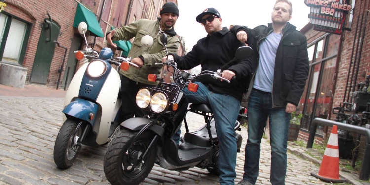 (Video) Hot 104.7 Goes Downtown