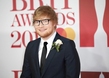 (Photo) An Ed Sheeran Statue Appears in Moscow