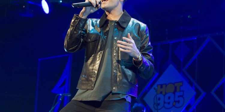 (New Movie) G-Eazy Wants to Play Elvis in an Upcoming Biopic
