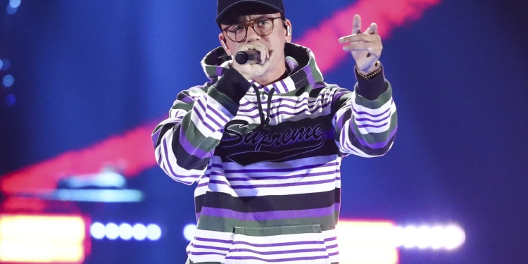 (Video) Logic is Going to be a Dad!