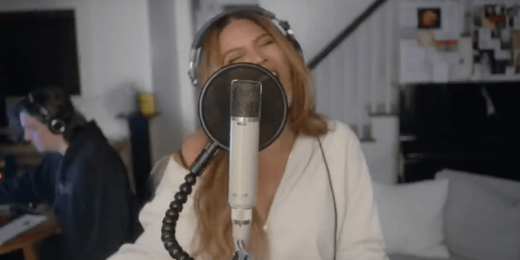 (Trailer) Beyoncé Announces “Making the Gift” ABC Special