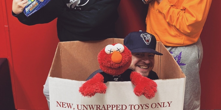 (Give Back) It’s Toys for Tots Season!