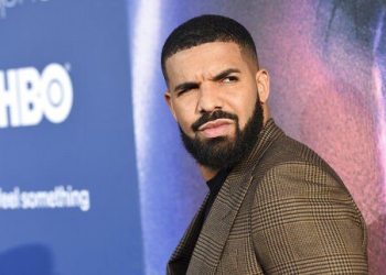 (Video) Drake Booed Off Stage at Tyler the Creator’s Camp Flog Gnaw Fest in L.A.