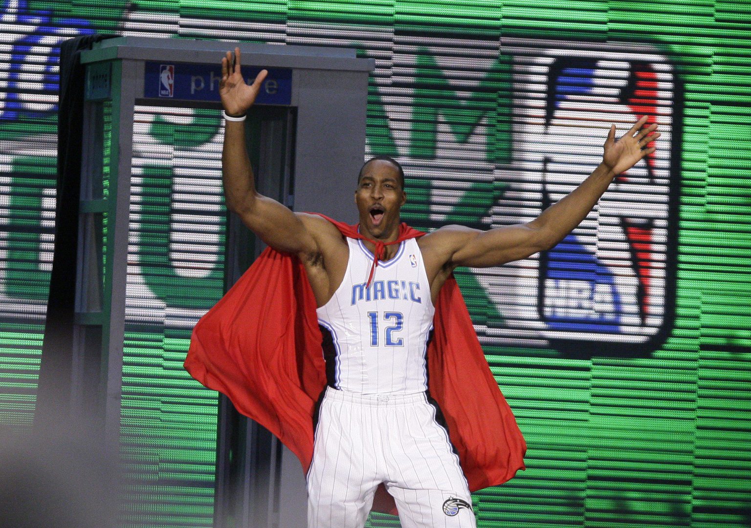 dwight howard superman dunk