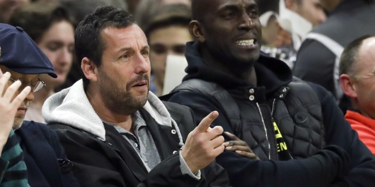 (News) Adam Sandler Snubbed By Oscar’s Leads to Twitter Gold