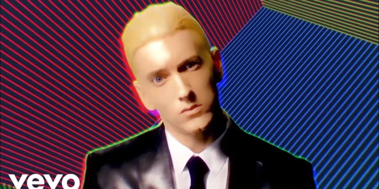 (News) Eminem’s “Rap God” Video Passes One Billion Views