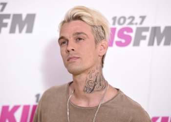 (News) Aaron Carter Gets Face Tattoo Tribute to Girlfriend of 3 Months
