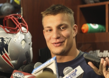 (News) Rob “Gronk” Gronkowski Wins WWE 24/7 Championship