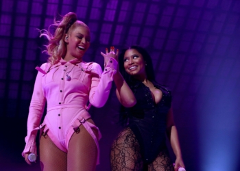 (News) Possible Beef Between Beyonce and Nicki Minaj?! Fans Seem to Think So..