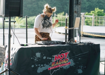 Week 1 at Thompson’s Point (Anti) Social Pic-nic-ette w/ Hayley Recap