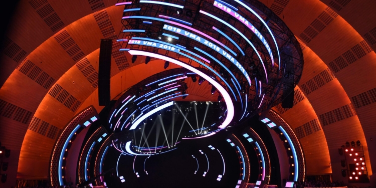 (News) Roddy Ricch & J. Balvin Have Backed Out of VMA Performances