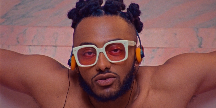 (Watch) Aminé ft. Young Thug – Compensating