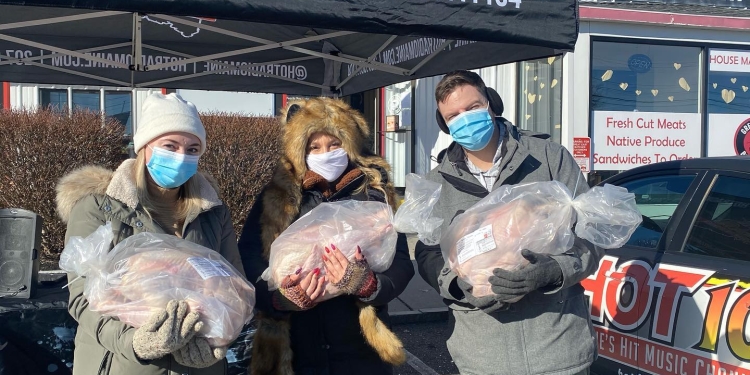 (Recap) 8th Annual Hot Radio Maine Turkey Giveaway