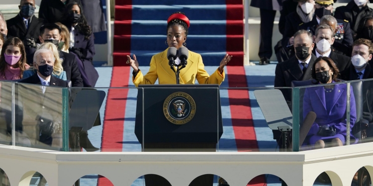 (News) Amanda Gorman Shines at Presidential Inauguration