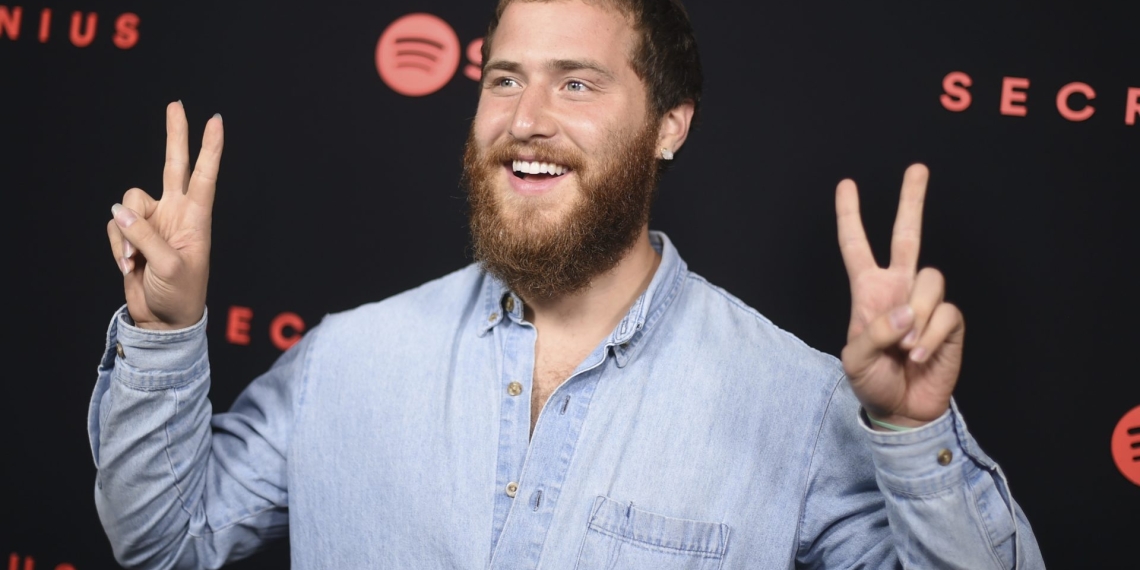 (News) Mike Posner is Planning on Climbing Mount Everest for Charity