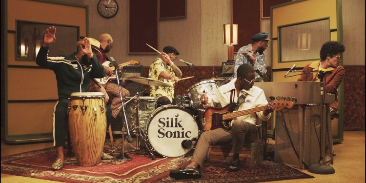 (Video) Bruno Mars, Anderson .Paak, Silk Sonic – Leave the Door Open
