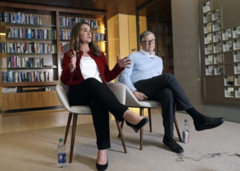 (News) Bill & Melinda Gates File for Divorce