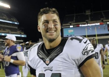 (News) Jacksonville Jaguars Officially Sign Tim Tebow at Tight End