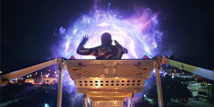 (Watch) Roddy Ricch – Late At Night