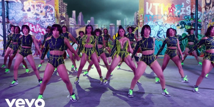 (Watch) Twerkulator – City Girls