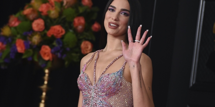 (News) Dua Lipa Announces North American Tour With Megan Thee Stallion Featured On Some Dates