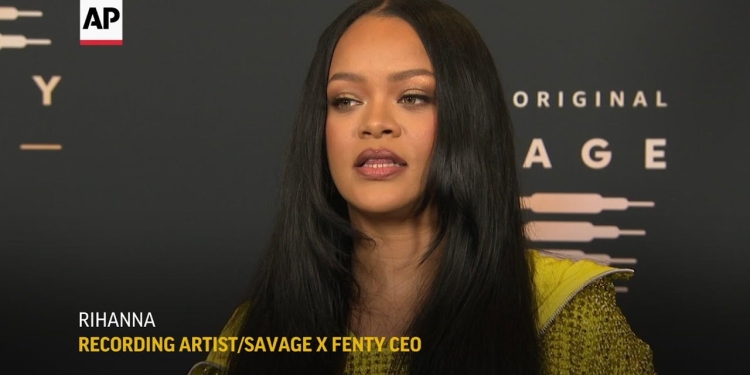 (News) Rihanna Says Her Next Album Will Be Experimental
