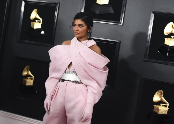 (News) Customers Are Not Happy With Kylie Jenner’s Swimwear Brand