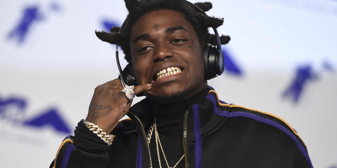 (News) Kodak Black Challenges Jay-Z To VERZUZ Battle