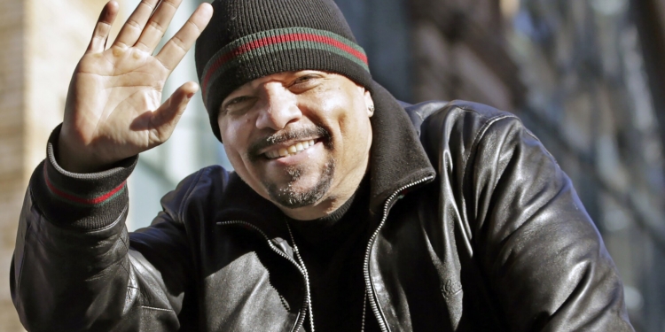 (News) Ice-T Robbed… By The Gas Station