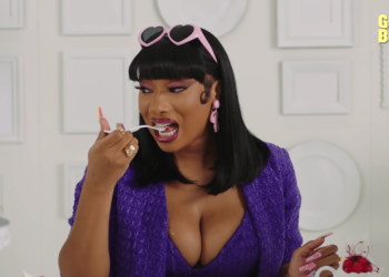 (News) Megan Thee Stallion Tries Pie From Two Fat Cats Bakery In Portland