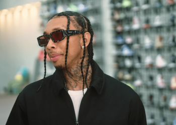 (Watch) Tyga Goes Sneaker Shopping With Complex