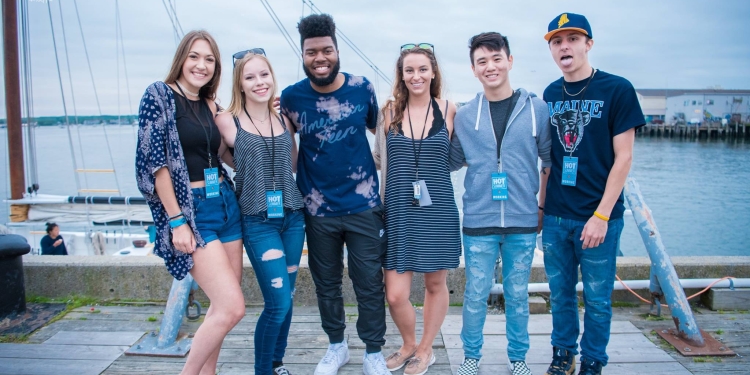 (Work) Intern For Us This Summer!