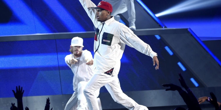 (News) Chris Brown Lands Las Vegas Residency