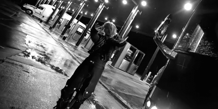 (Watch) Iann Dior – I Find It Hard