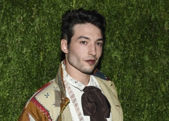 (News) Ezra Miller Enters Treatment Program