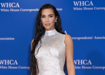 (News) Kim Kardashian Accidentally Attends Birthday Party in Halloween Costume