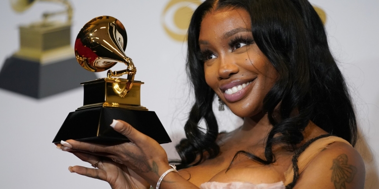 (News) SZA Reveals Album Release Date