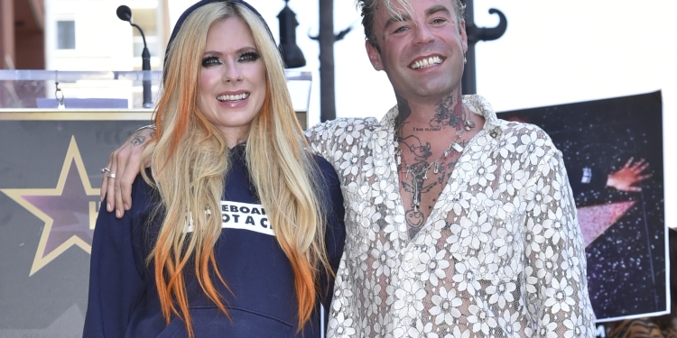 (News) Avril Lavigne & Mod Sun Have Split Up