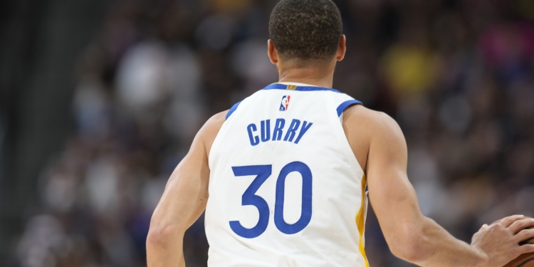 (News) What is Steph Curry’s Favorite Hip Hop Album?