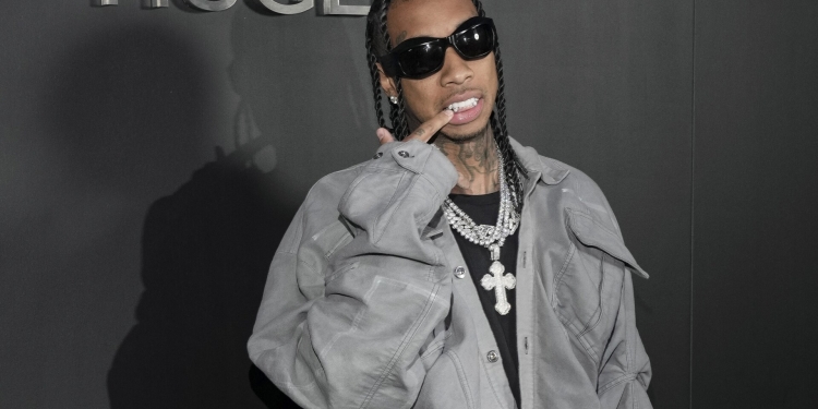 (News) Tyga & Avril Lavigne Have Confirmed Their Romance!