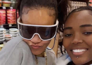 (News) Fans Run Into Rihanna While Casually Shopping At The Grocery Store