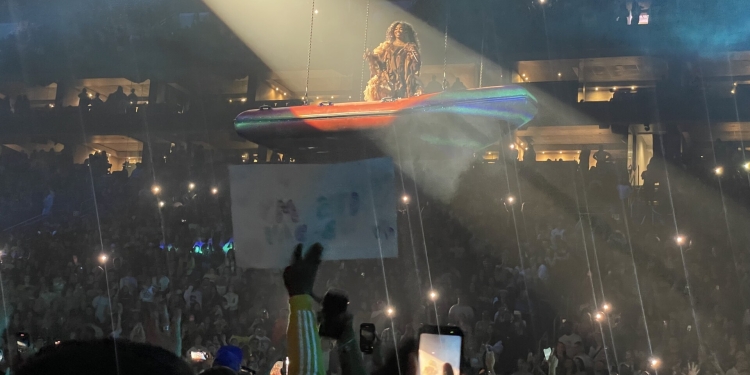(News) SZA Postpones Philly Show, Opener Still Performs