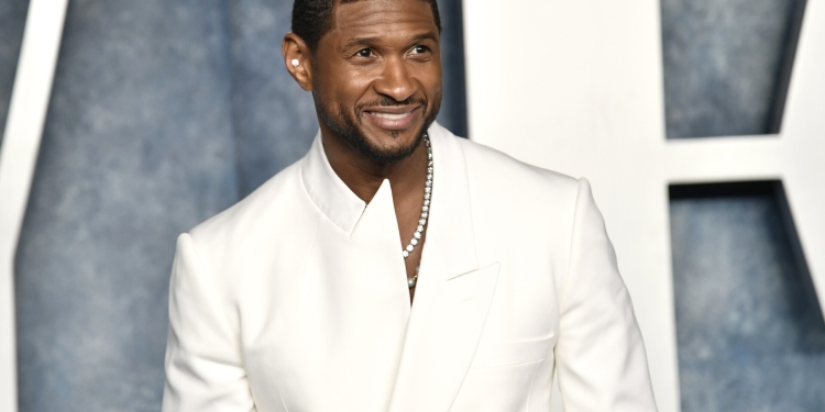 Usher Pulls April Fools Prank At Dreamville Fest