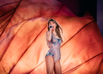 Taylor Swift is “Flawless” at Gillette (by Ben Getchell)
