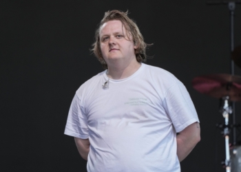 Fans Help Lewis Capaldi Finish ‘Someone You Loved’ at Glastonbury Festival