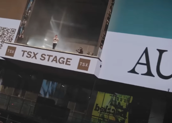 Post Malone’s Pop-Up Times Square Concert