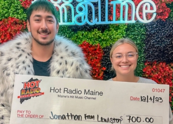 Win Money From Hot Radio Maine’s Secret Santa
