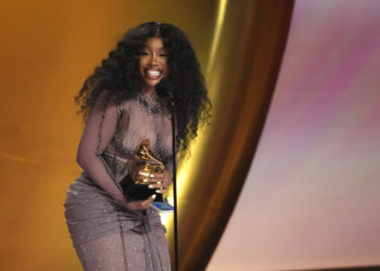 SZA Cryptically Teases New Music, Is A Deluxe Edition Of ‘SOS’ On The Way?
