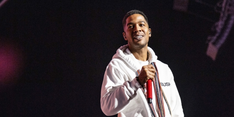 Kid Cudi Breaks Foot Jumping Off Stage At Coachella
