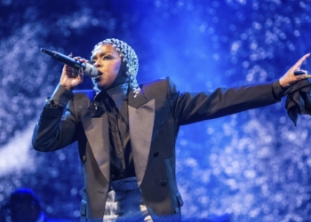 Lauryn Hill Claims Top Spot In Apple Music’s Top 10 Best Albums Of All Time